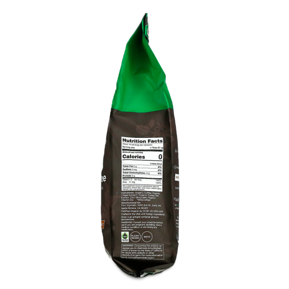 Eleva tus defensas internas con un brebaje deliciosamente funcional. Hemos combinado café orgánico premium con cuatro ingredientes que respaldan el sistema inmunitario (vitamina D, zinc, cola de pavo y Chaga) para darle apoyo a su rutina matutina.